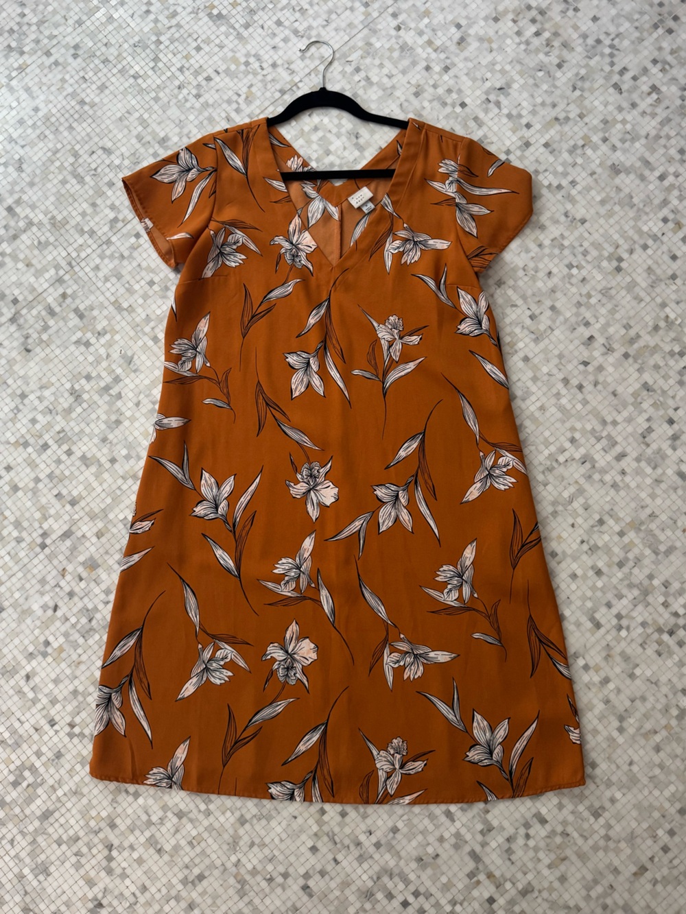 A New Day Short V-Neck Dress Yellow & White
